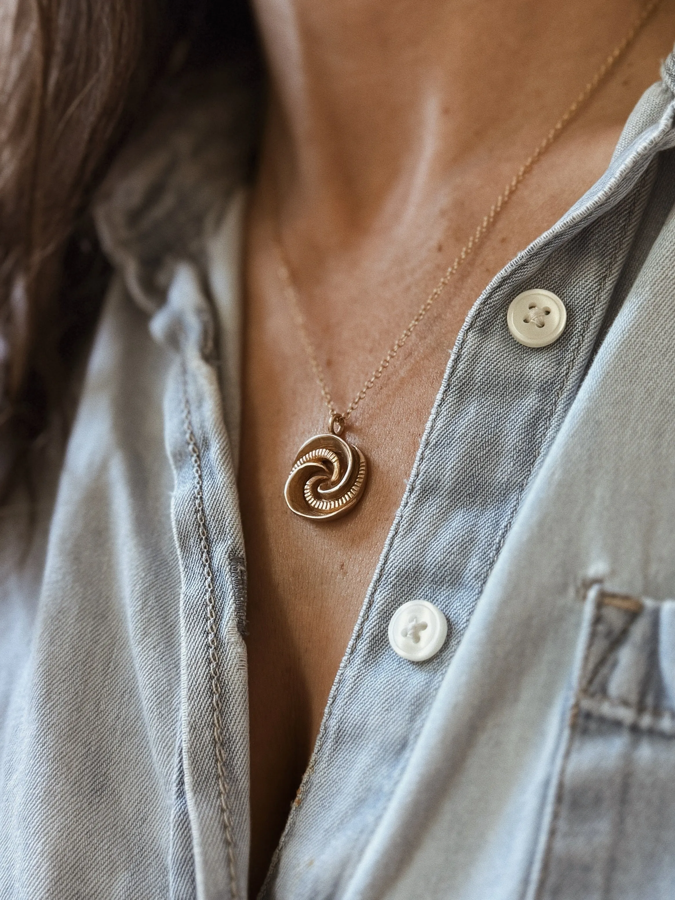 FESTIVAL PENDANT