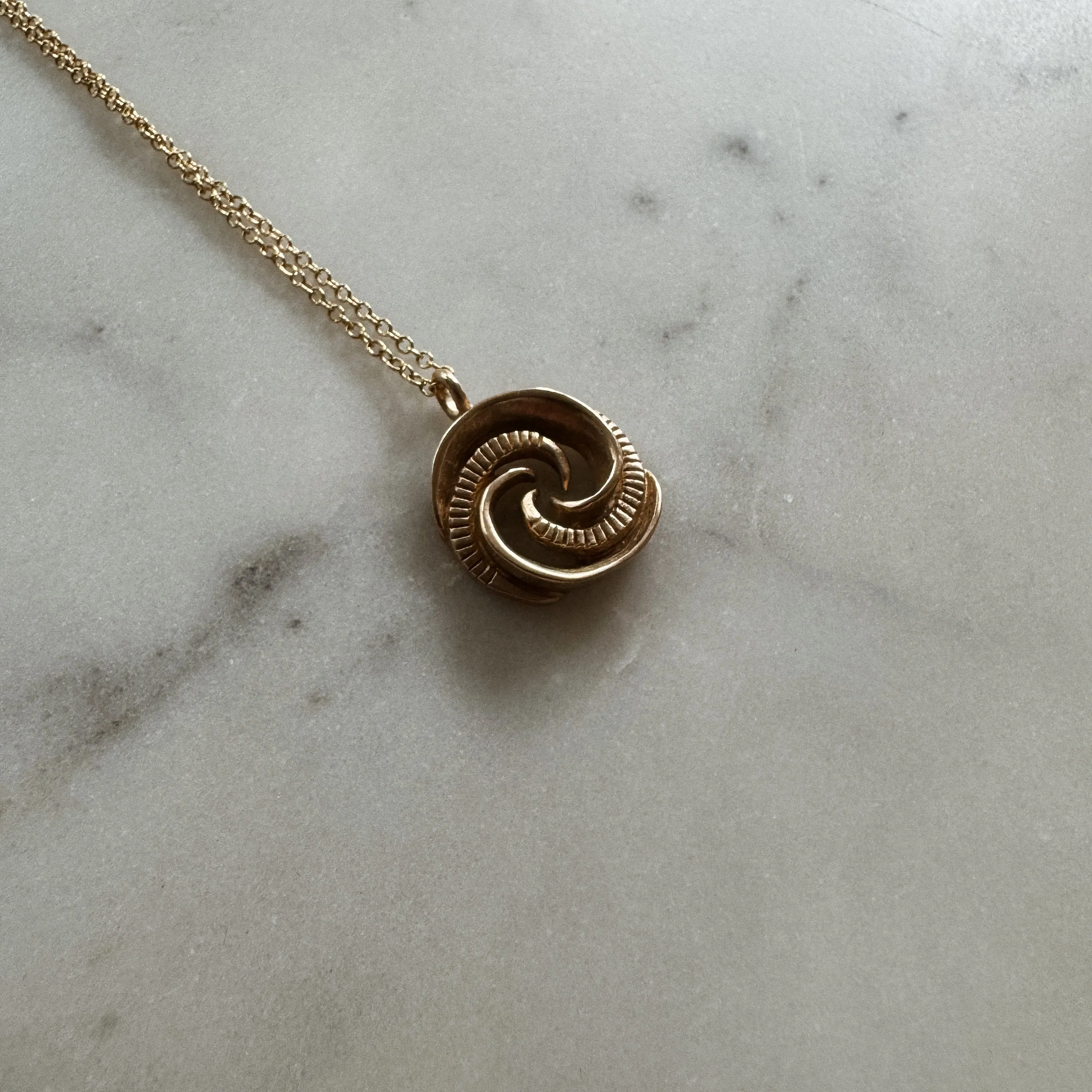 FESTIVAL PENDANT