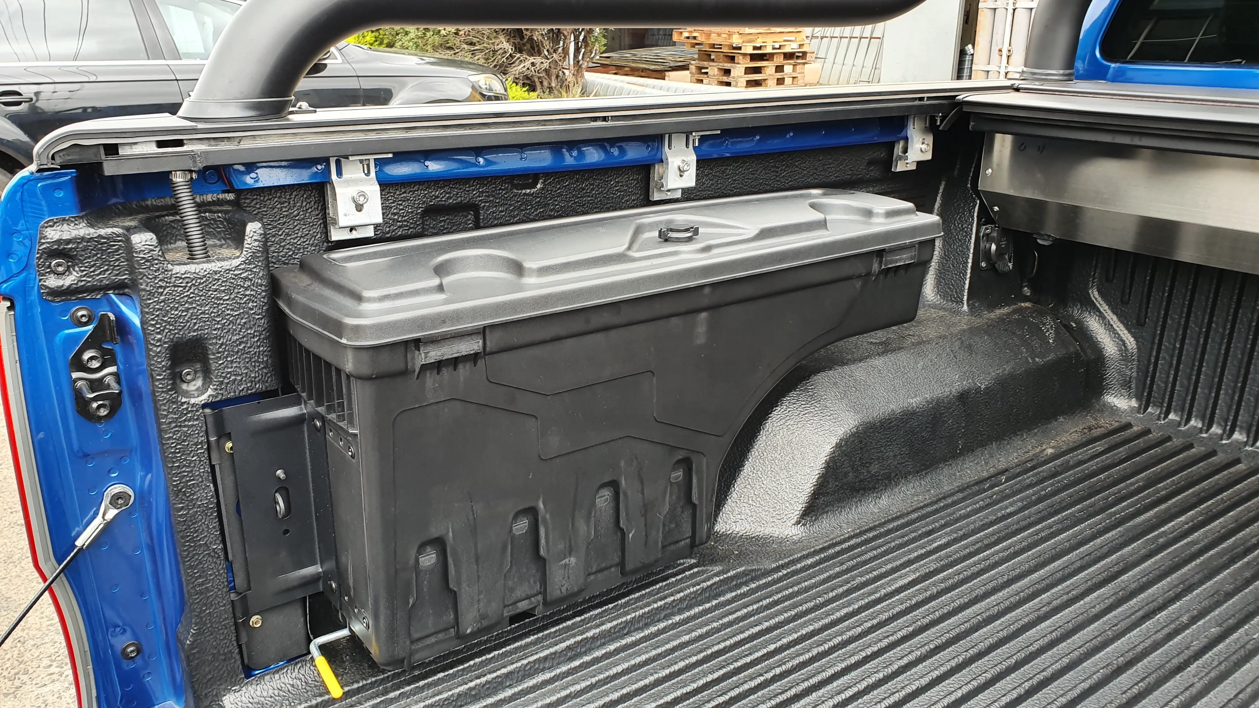 Ford RANGER PX 2012-2021 SMART TUB LOCKER - Secure Swing Lift out Case