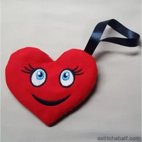Heart Smart ITH Zipper Bag