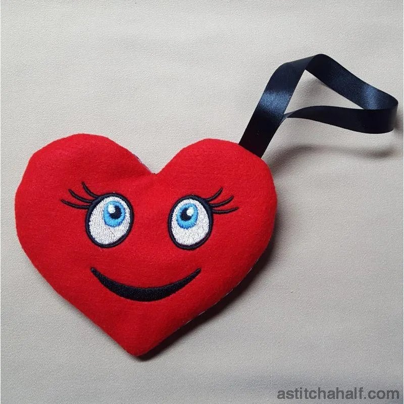 Heart Smart ITH Zipper Bag