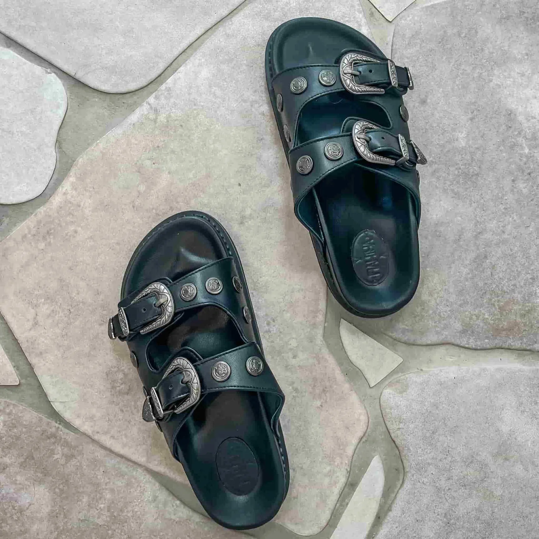 "Ziggy" Sandals (Black Limited Edition)